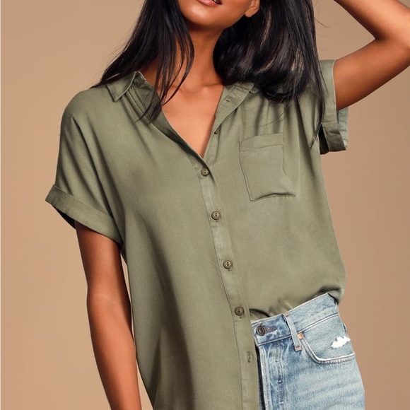 2 button up lulu tops . Soft and lightweight. 1 brand new - Picture 2 of 7